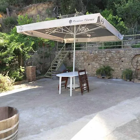 Ferienhaus Demar & Katakolo