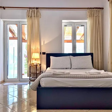 Demar & Casa de Férias Katakolo