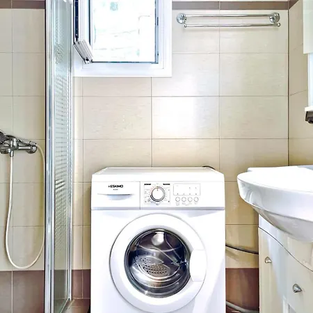 Demar & Ferienhaus Katakolo